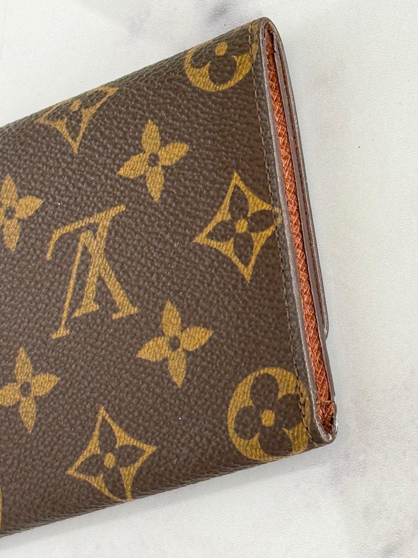 Pre-Owned Louis Vuitton Check Holder MI8909