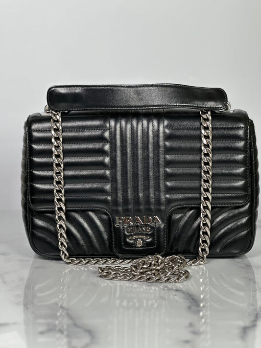 Pre-Owned Prada Chain Flap Bag Large