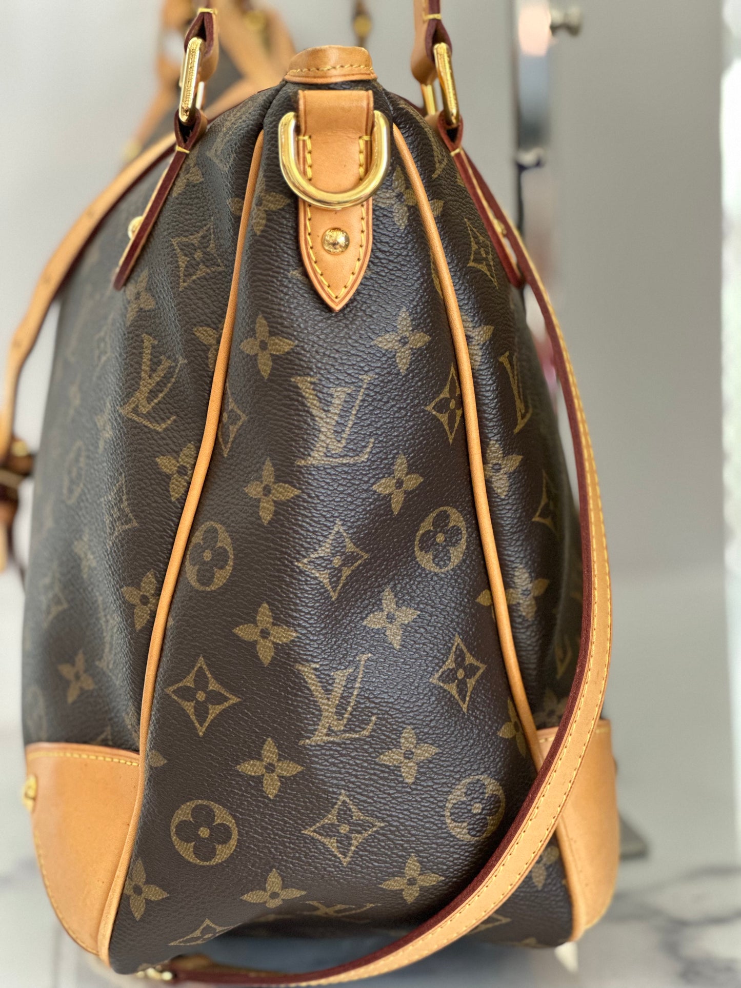 Preowned Louis Vuitton Estrella MM size Monogram