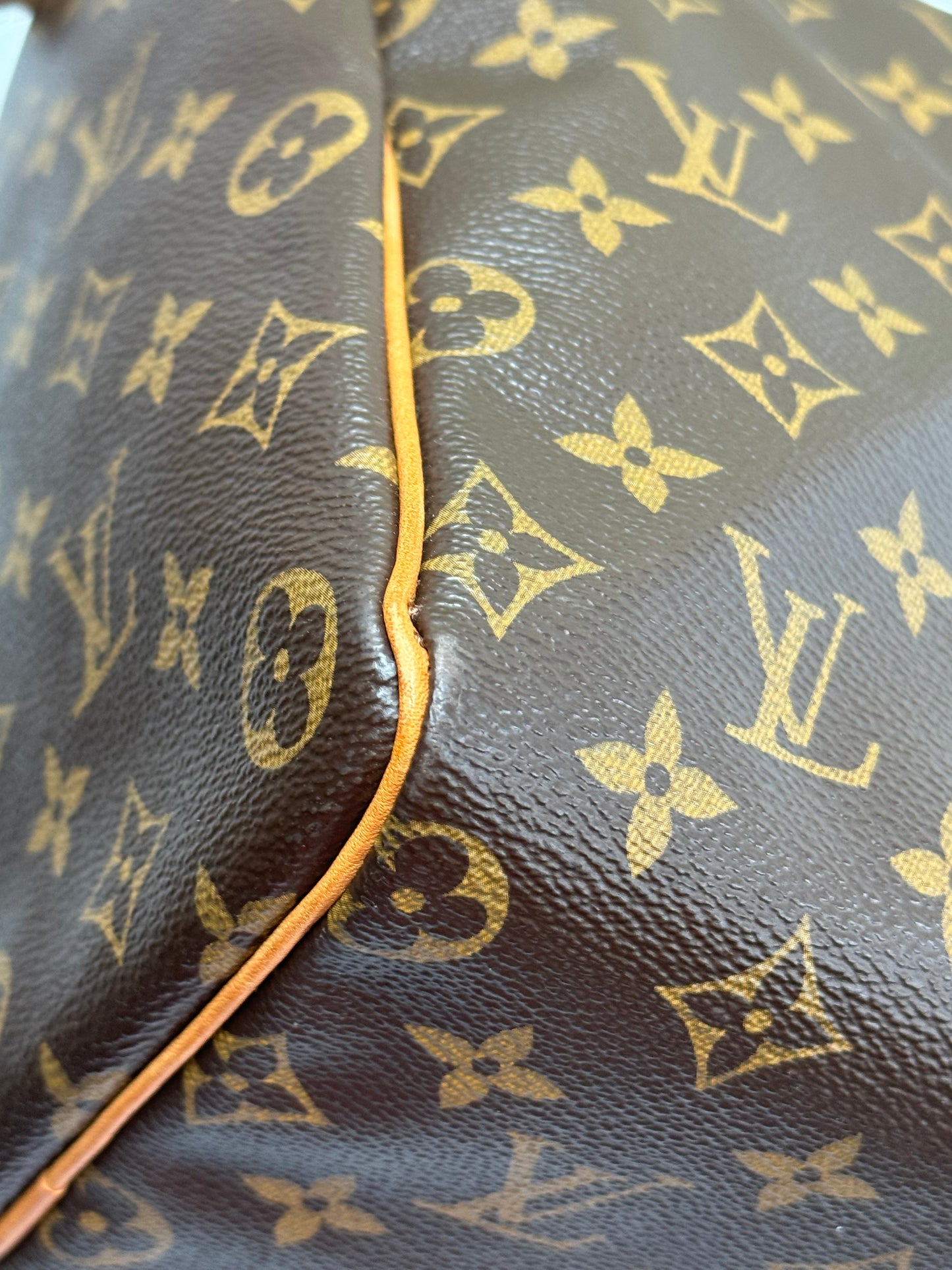 Preowned Louis Vuitton speedy 40