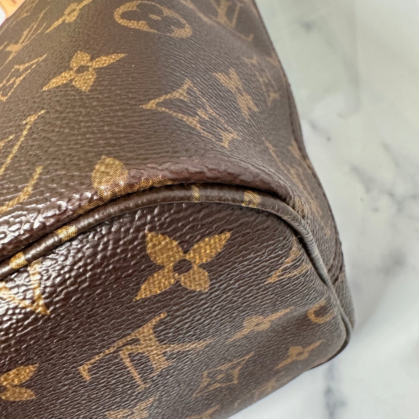 Preowned Louis Vuitton Neverful MM size Monogram