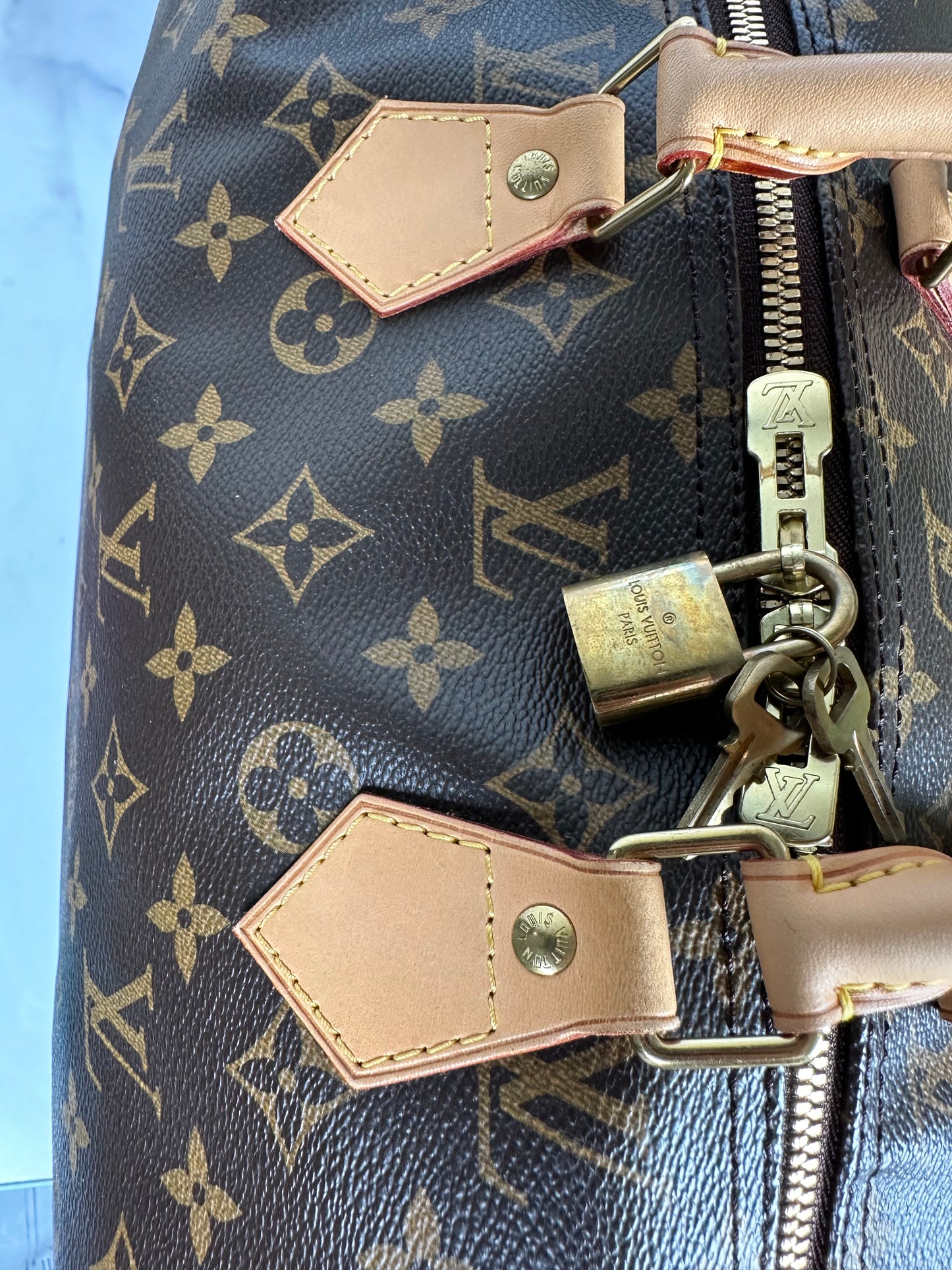 Pre-Owned Louis Vuitton Speedy 40 Monogram