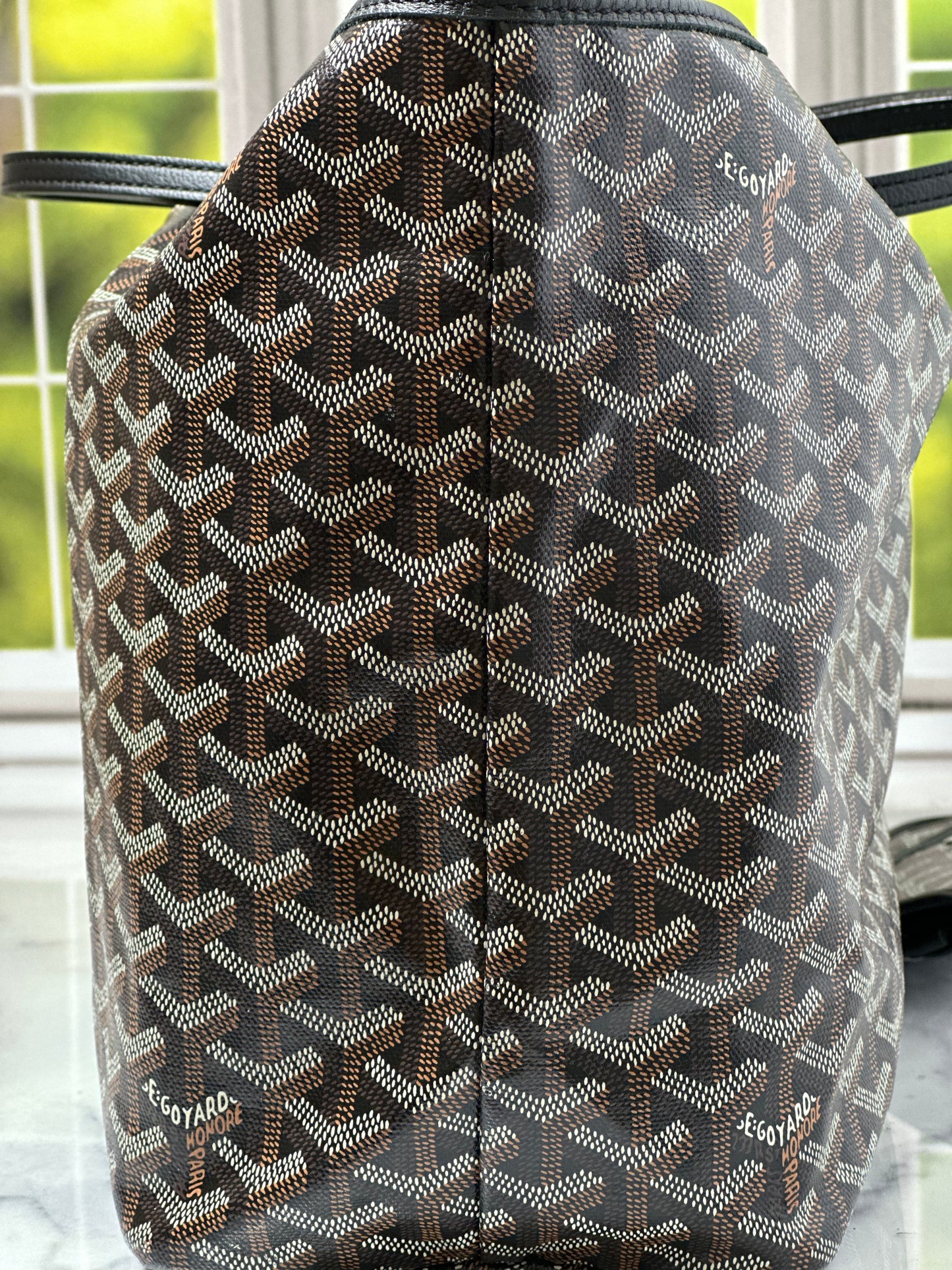 Preowned Goyard St Louis PM size Noir