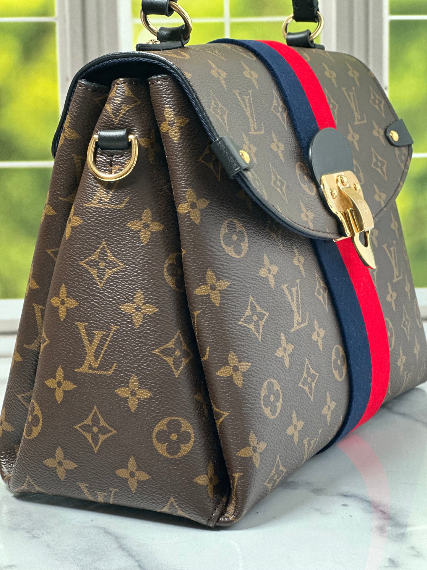 Preowned Louis Vuitton George MM size