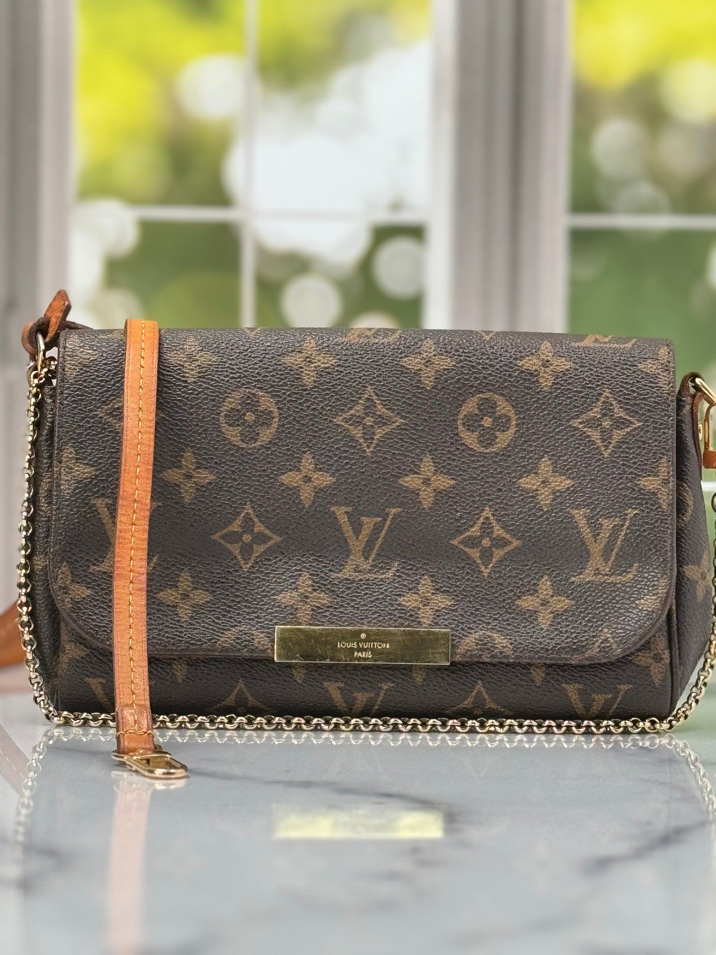 Preowned Louis Vuitton Favorite PM size monogram