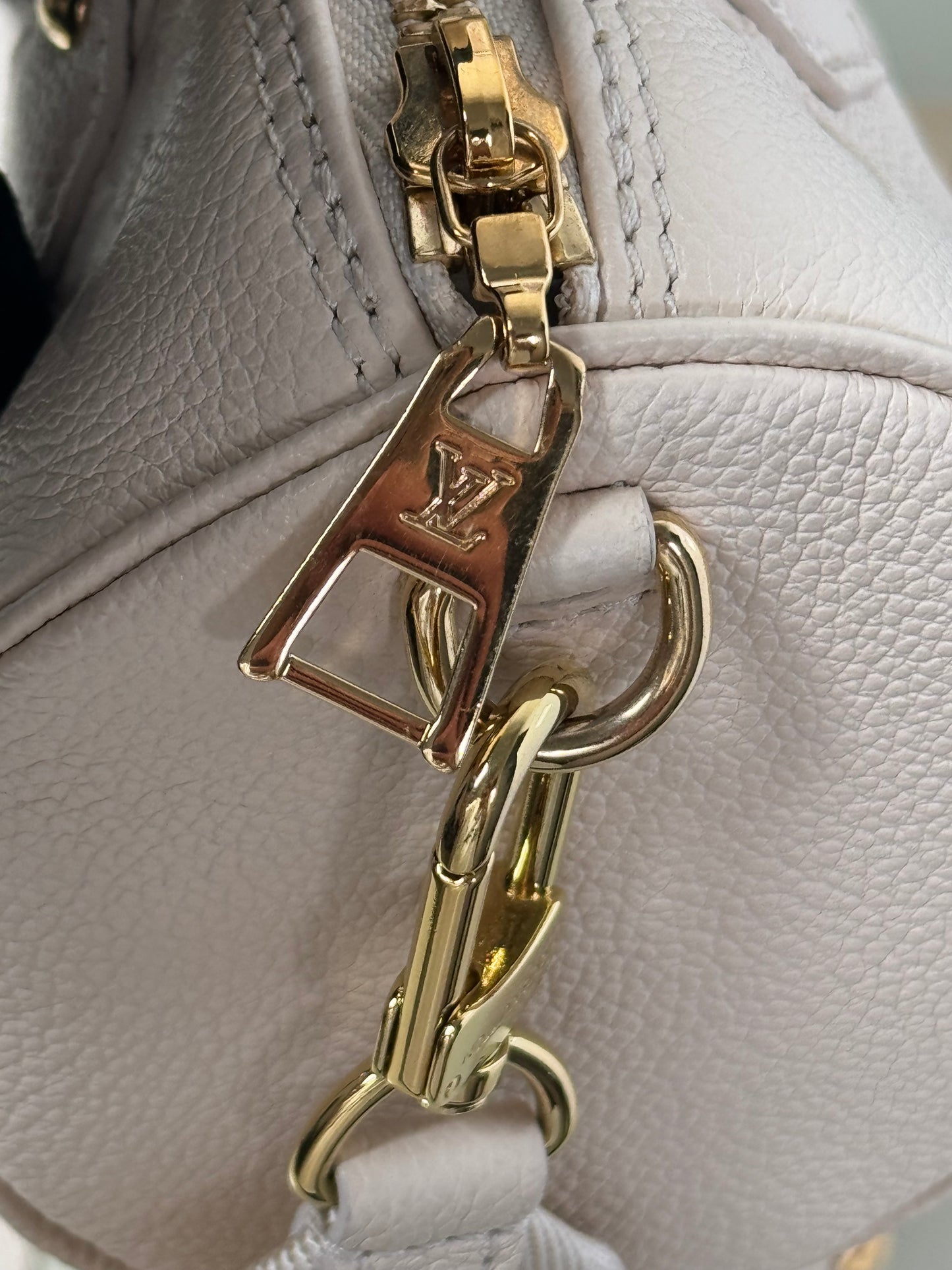 Preowned Louis Vuitton Papillon Empreinte