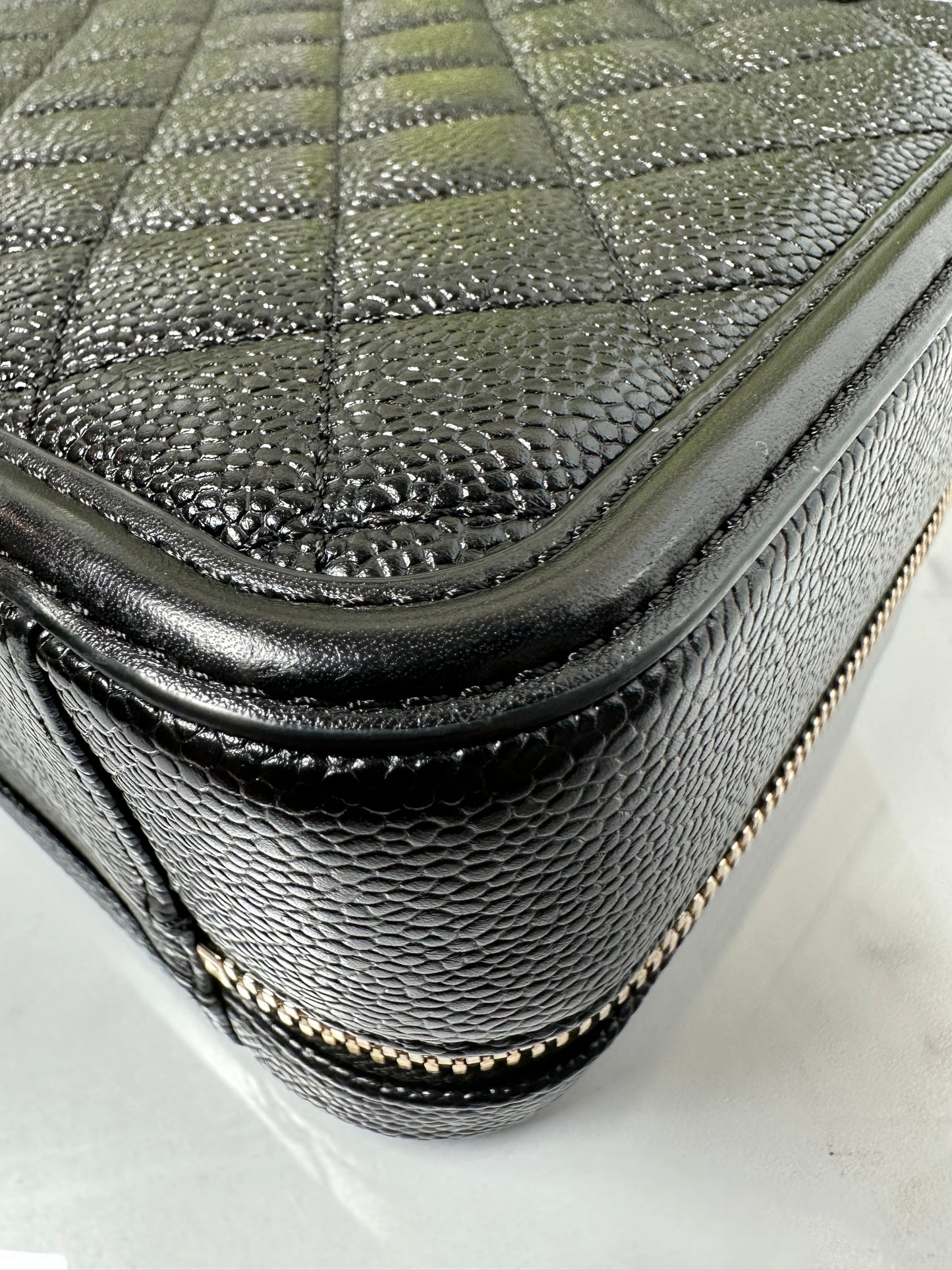 Preowned Filigree Vanity Case Medium Black GHW