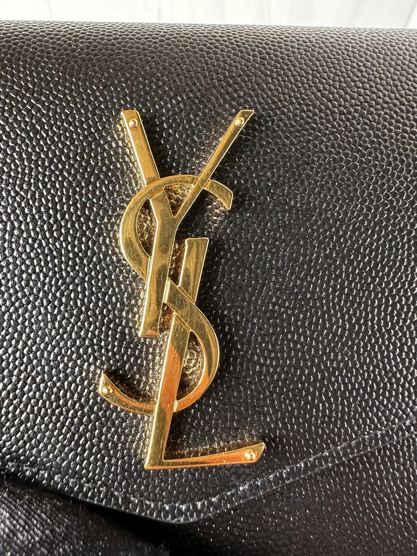 Pre-Owned YSL uptown wallet On chain