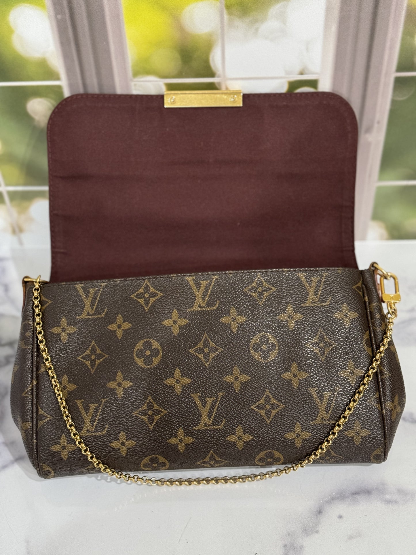 SA4153 Pre-Owned Louis Vuitton Favorite Monogram Mm size