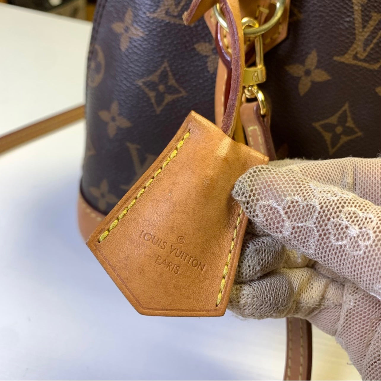 Pre-Owned Louis Vuitton Alma BB Monogram SN1129