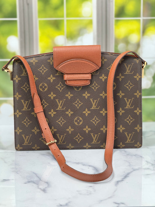 SR1907 Preowned Louis Vuitton Vintage Courcelle Crossbody Bag