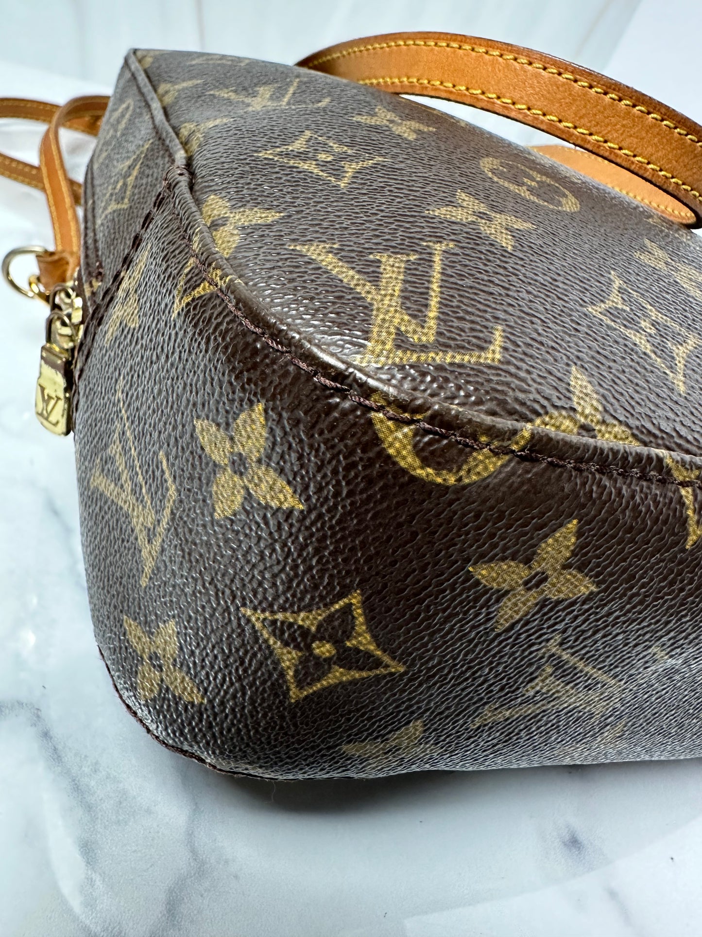 Pre-Owned Louis Vuitton Spontini