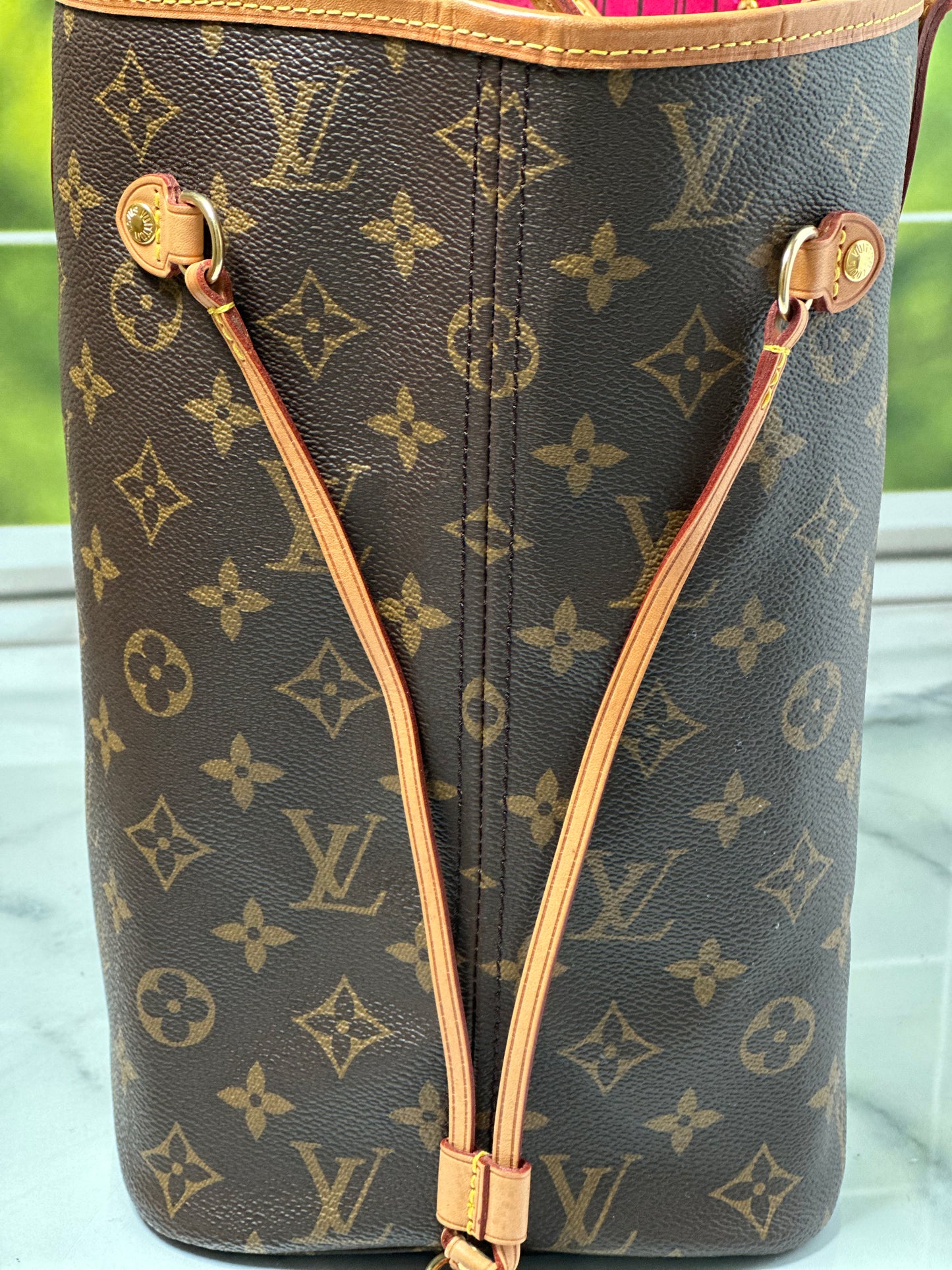 LM2119 Preowned Louis Vuitton Neverful MM Size Monogram no Pouch