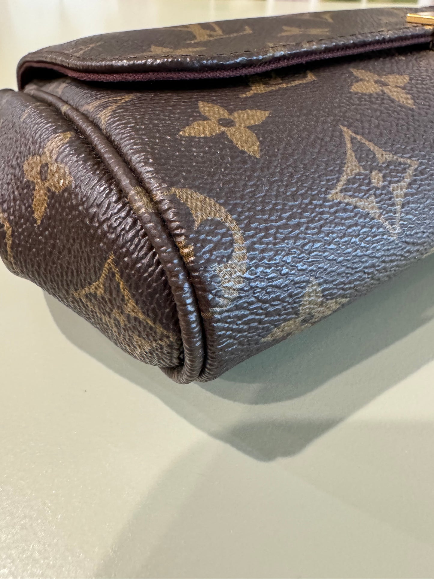 Preowned Louis Vuitton Favorite Monogram MM size