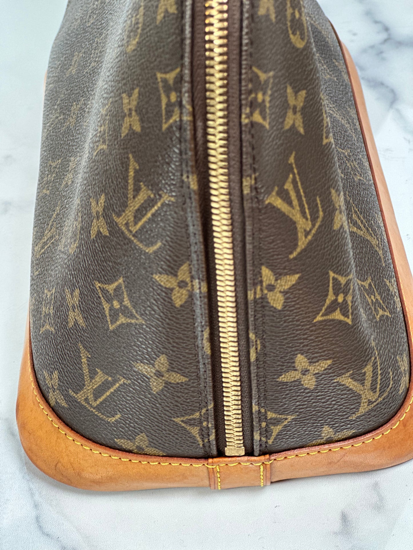 Pre-Owned Louis Vuitton Alma Monogram PM