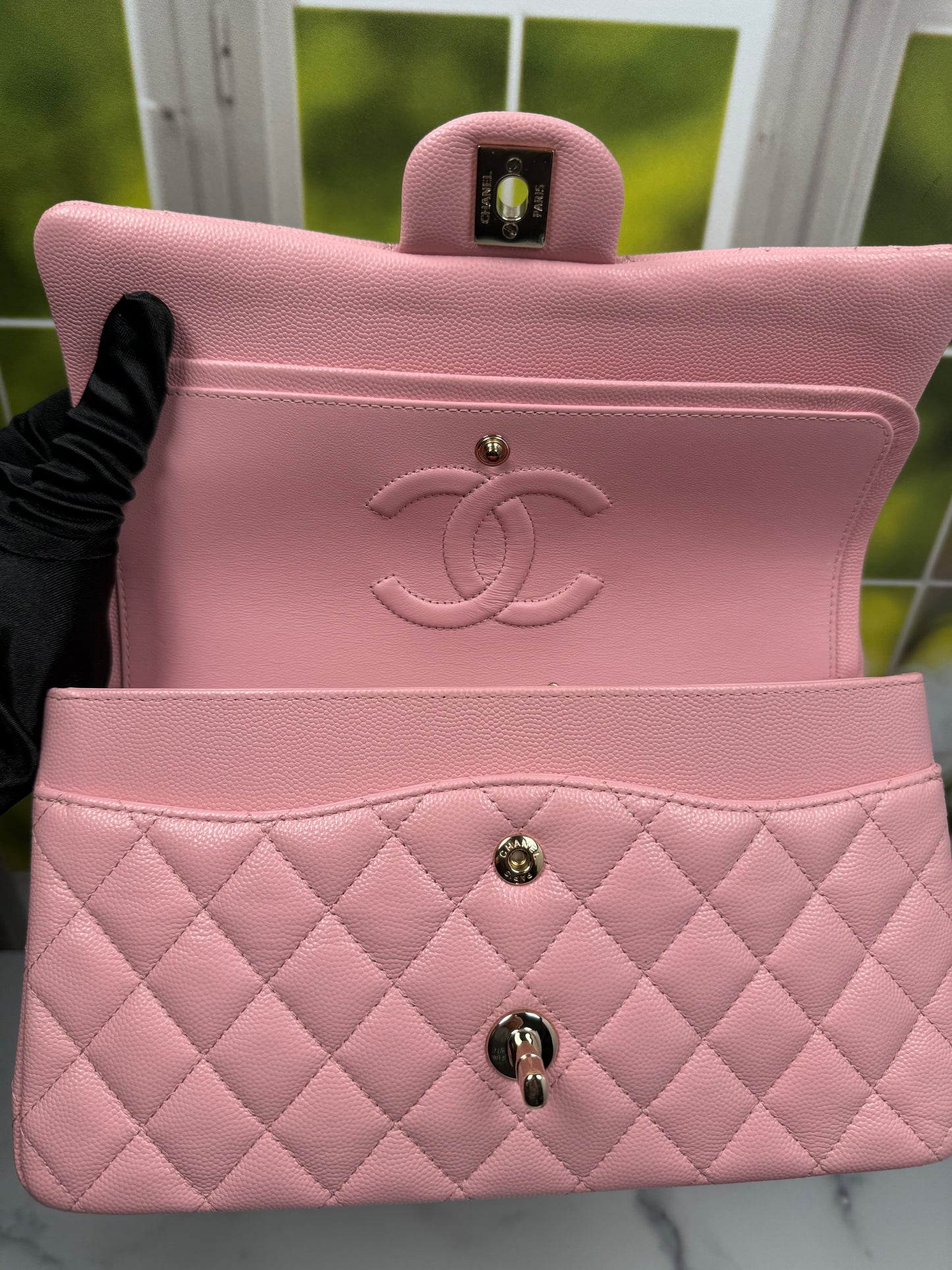 Preowned Chanel Classic Flap 22C Pink Grained Caviar