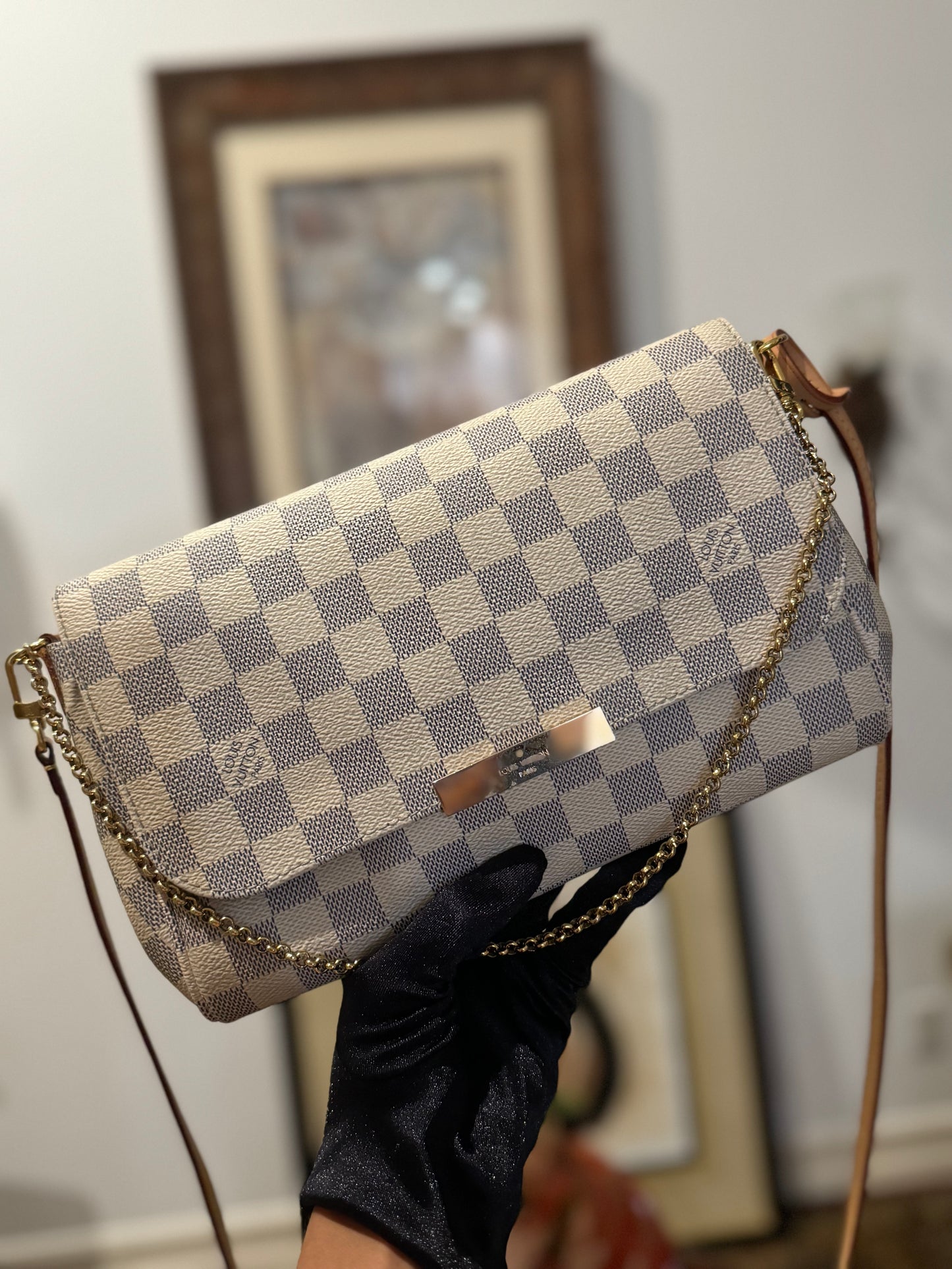 Preowned Louis Vuitton Favorite Damier Azur MM size