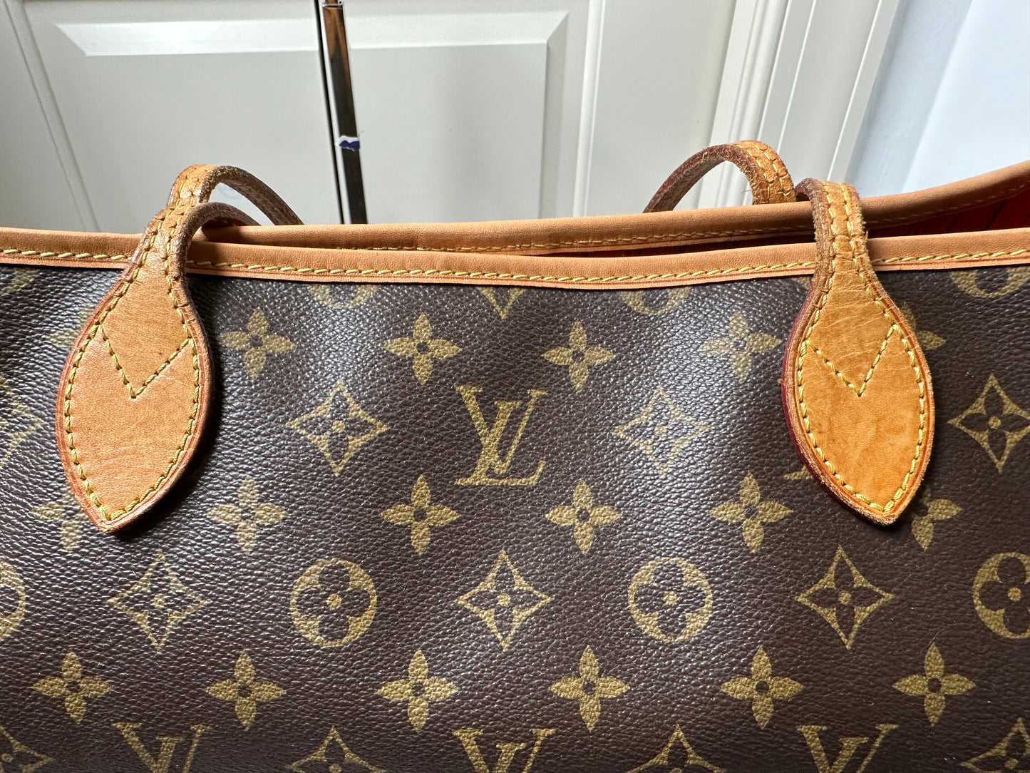 FL4173 Preowned Louis Vuitton Neverful GM size