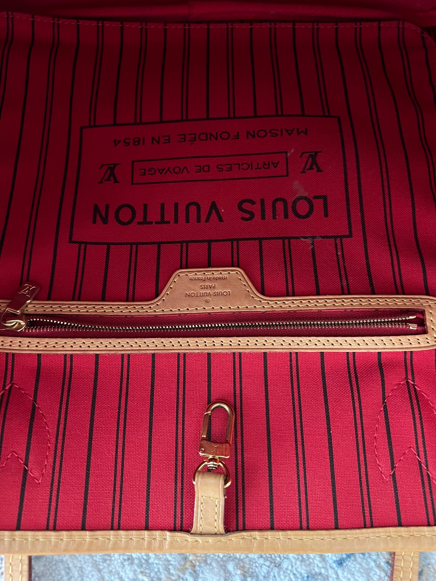 Louis Vuitton Mm size Monogram