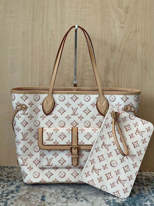 Louis Vuitton Mm Size Fall for you