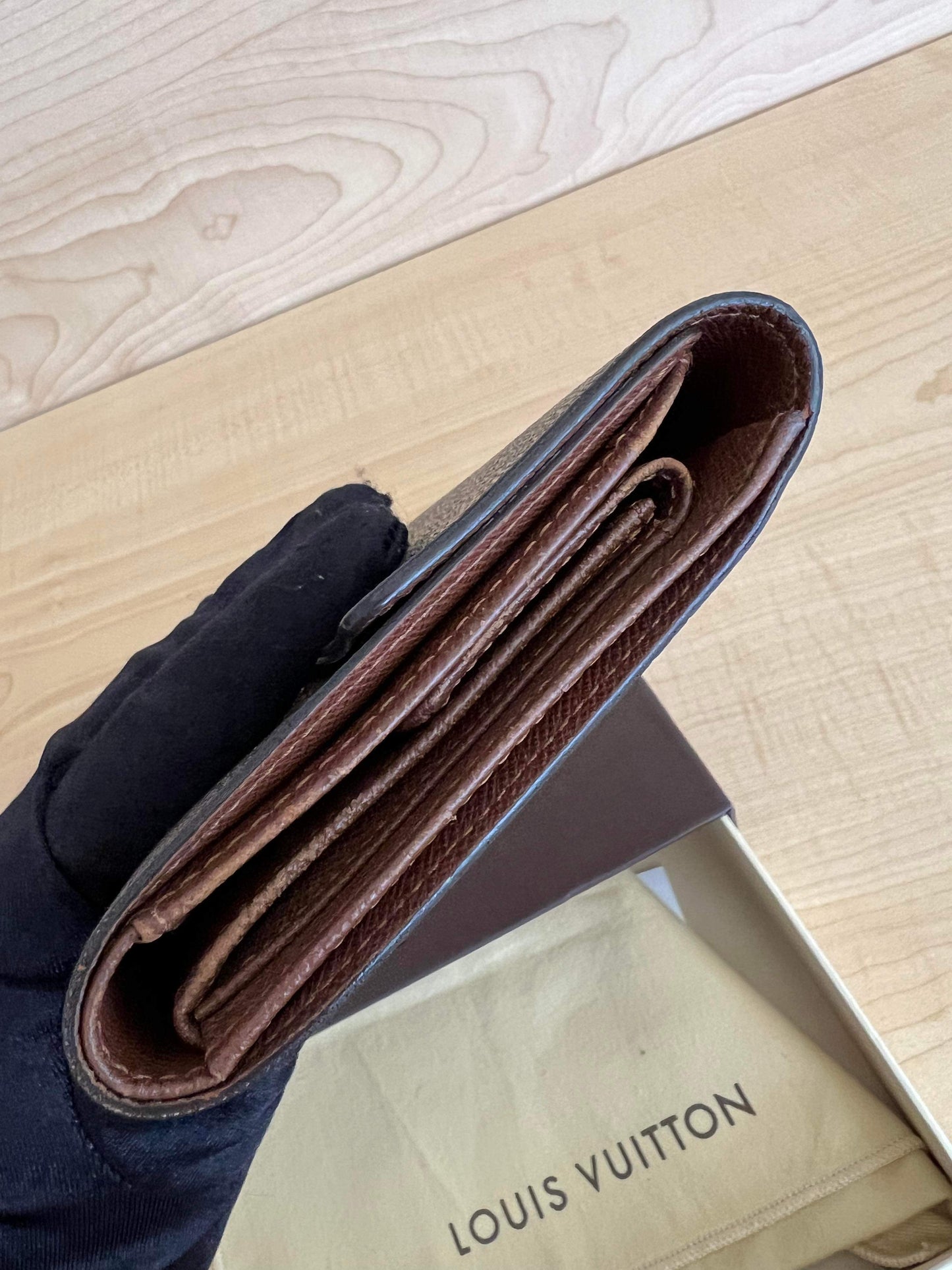 Louis Vuitton Vintage Trifold wallet