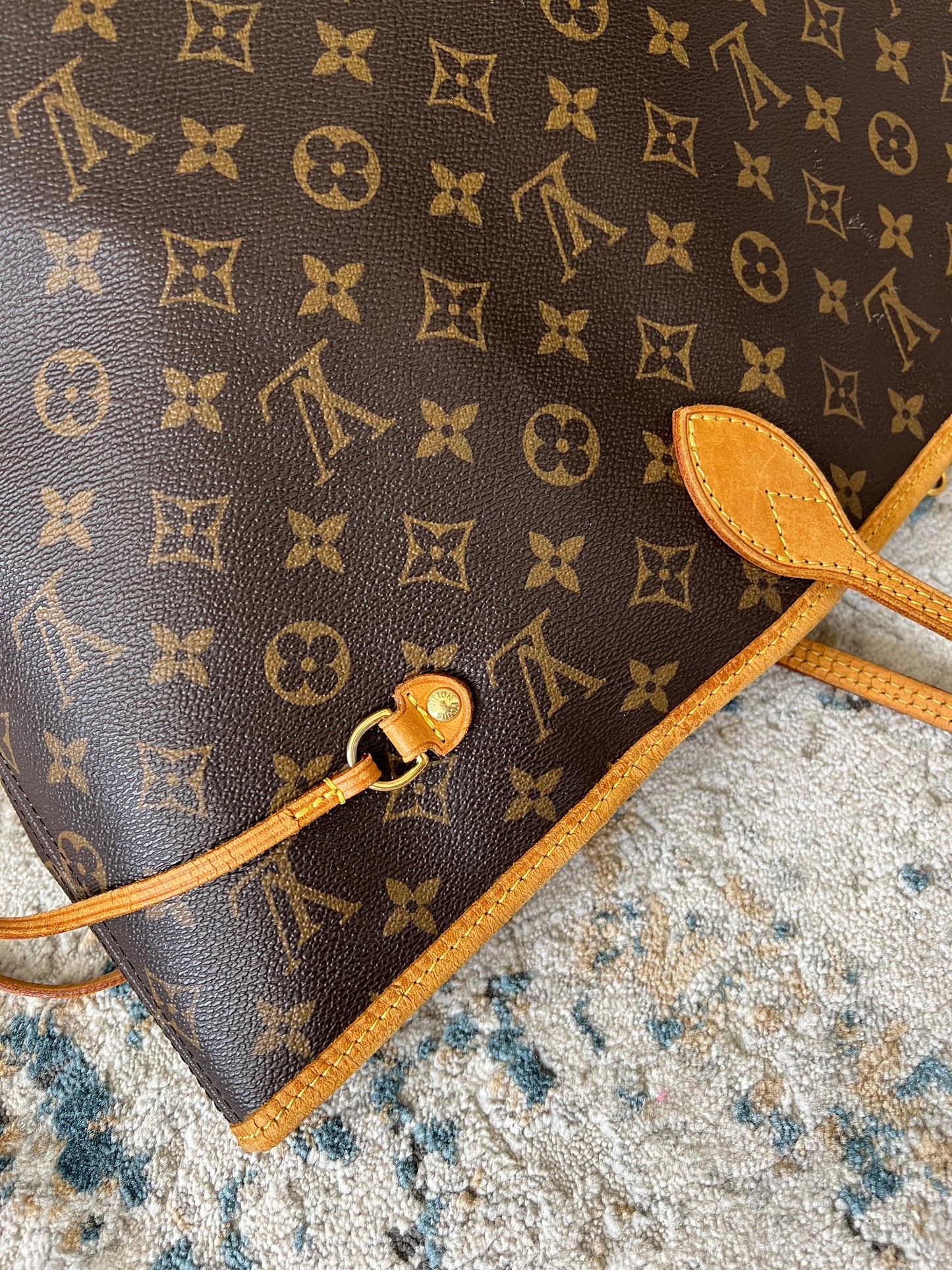 Louis Vuitton Neverful GM Size Monogram