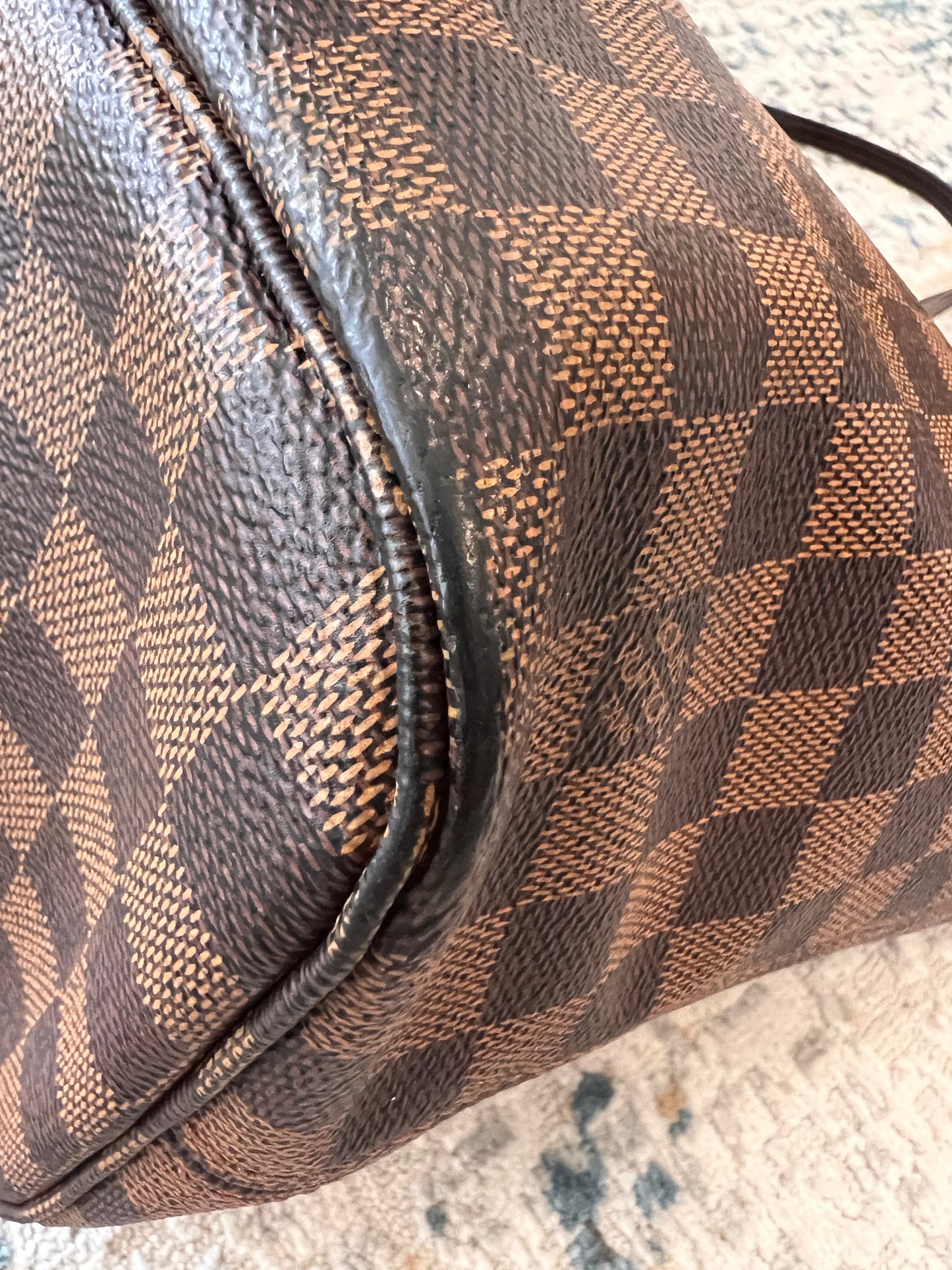 Louis Vuitton Neverful MM Size Damier Ebene