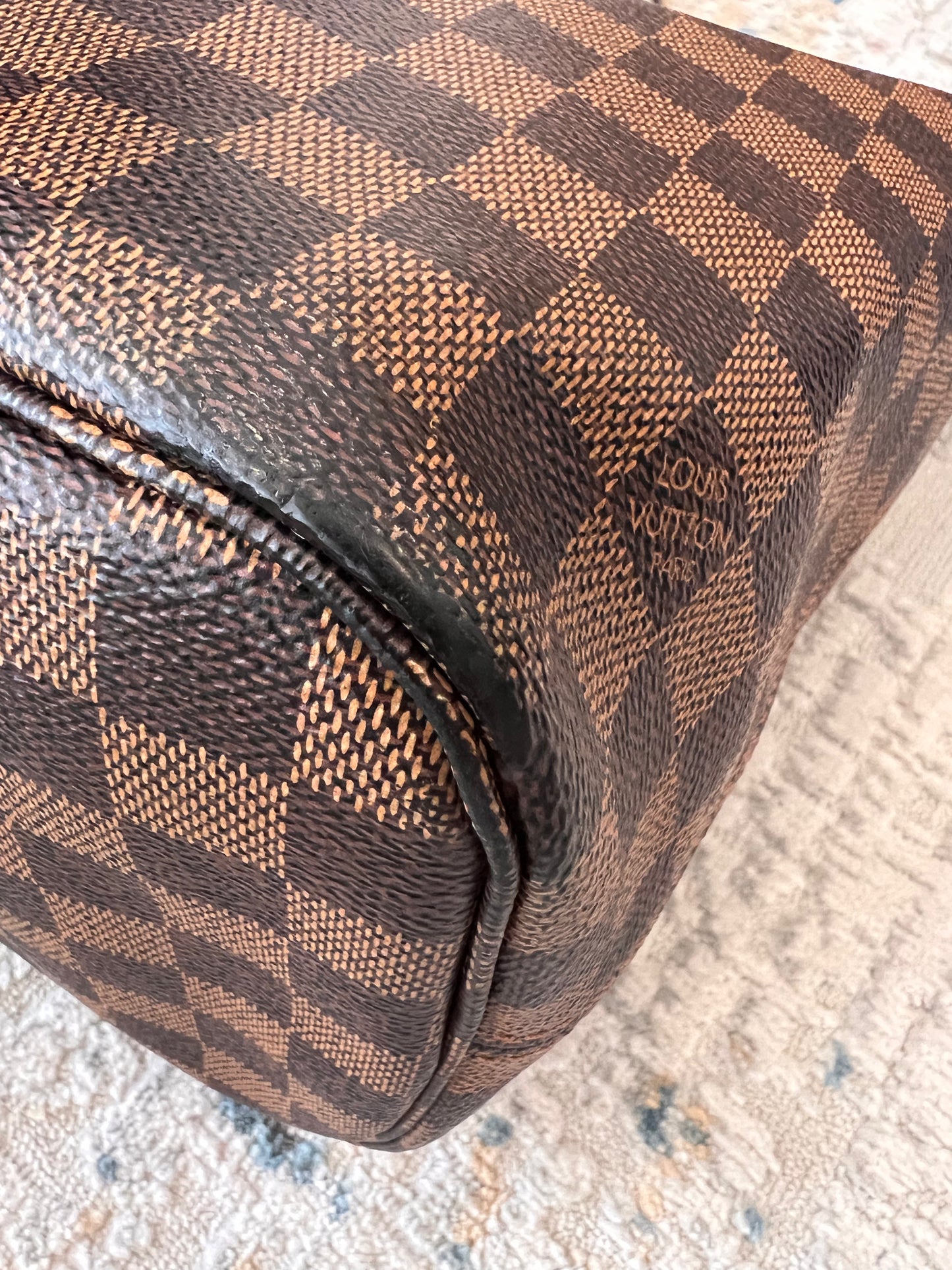 Louis Vuitton Neverful MM Size Damier Ebene