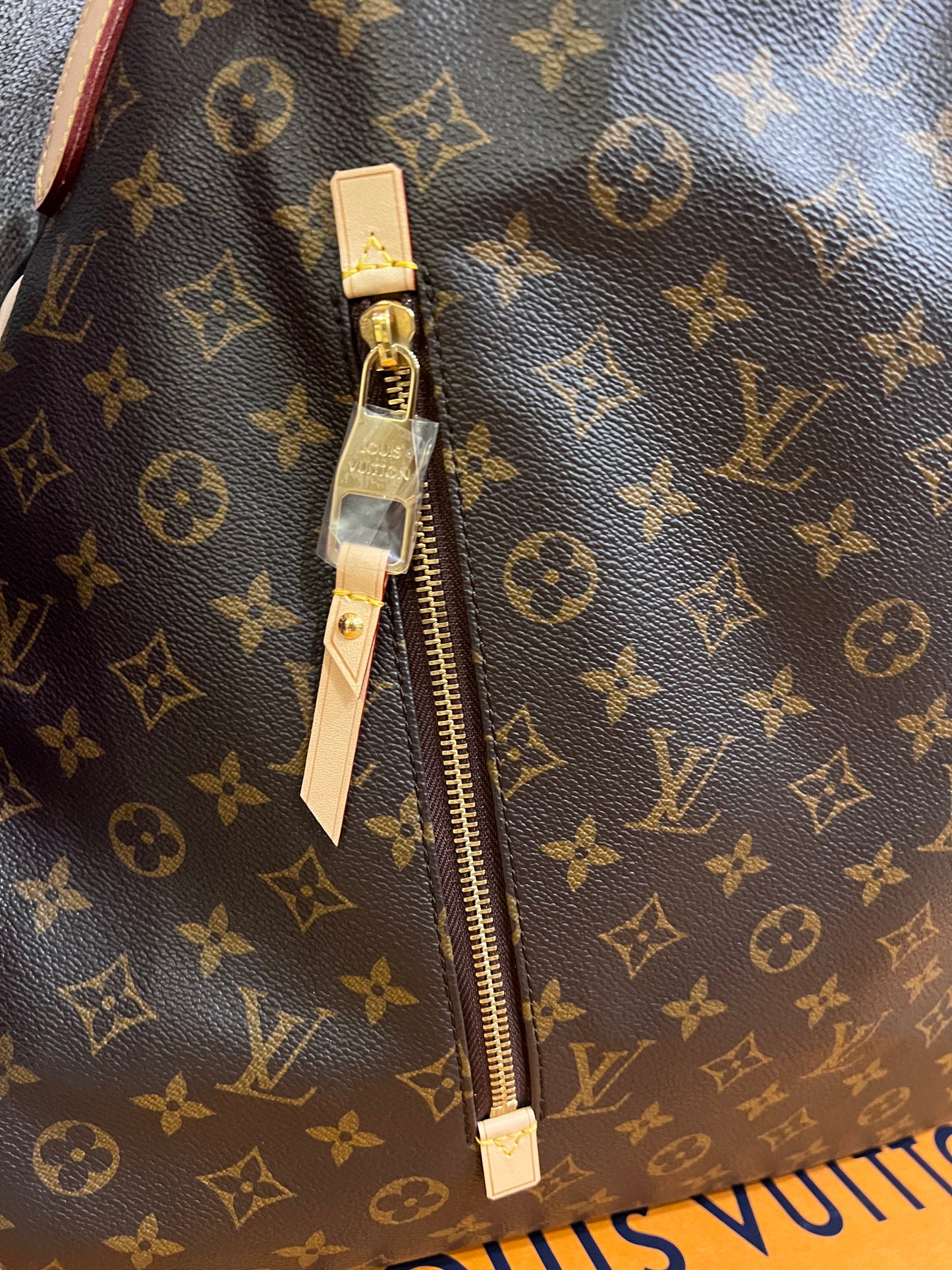 PREOWNED LOUIS VUITTON Delightful GM size monogram