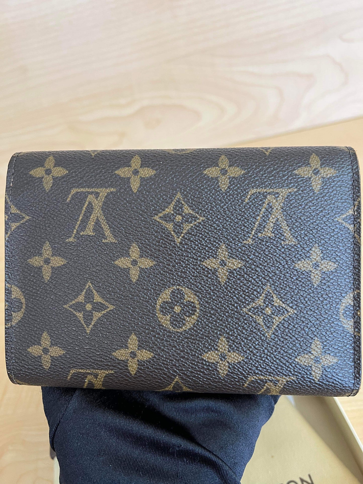 Louis Vuitton Vintage Trifold wallet