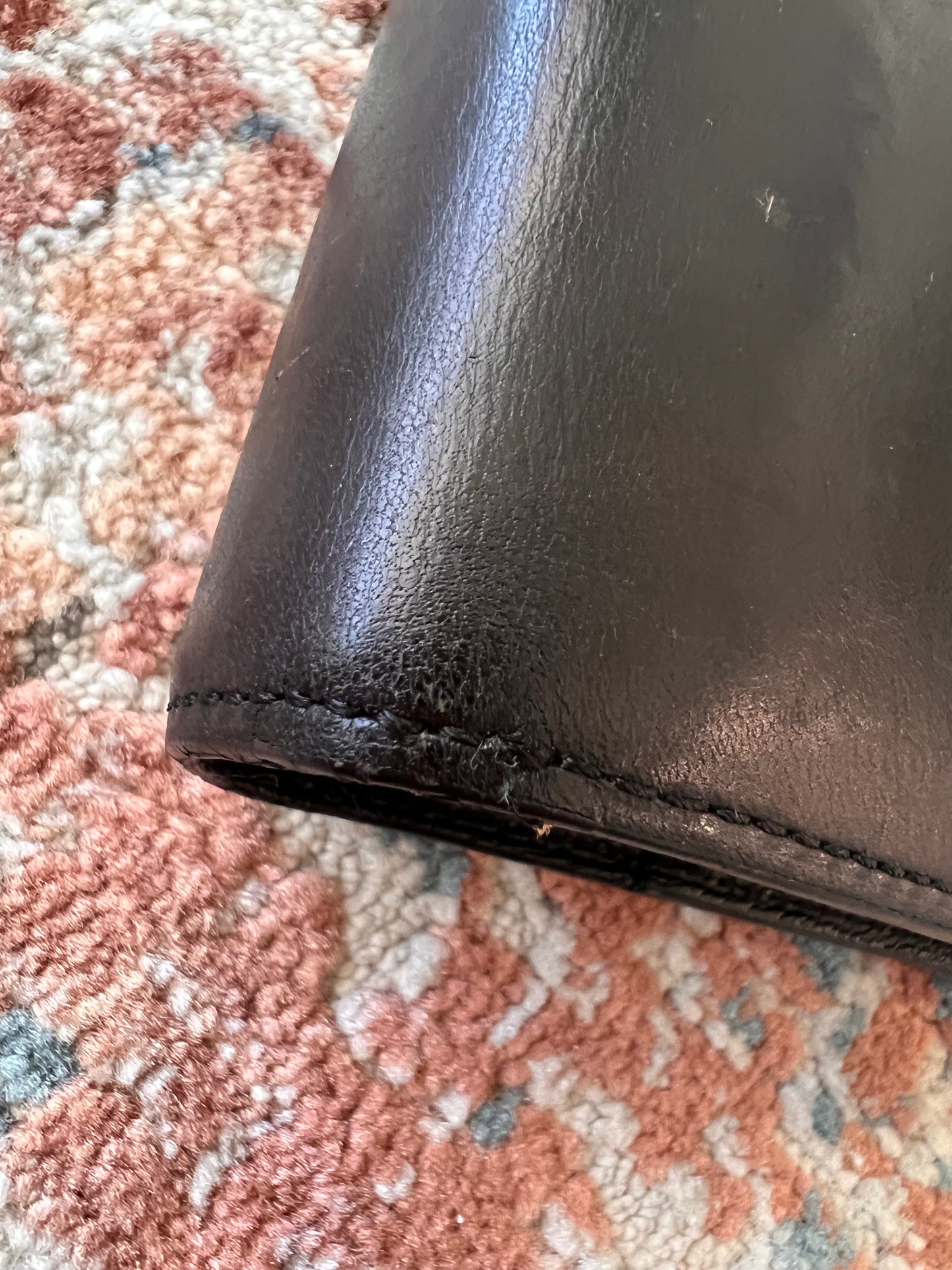 Louis Vuitton Agenda Mm black