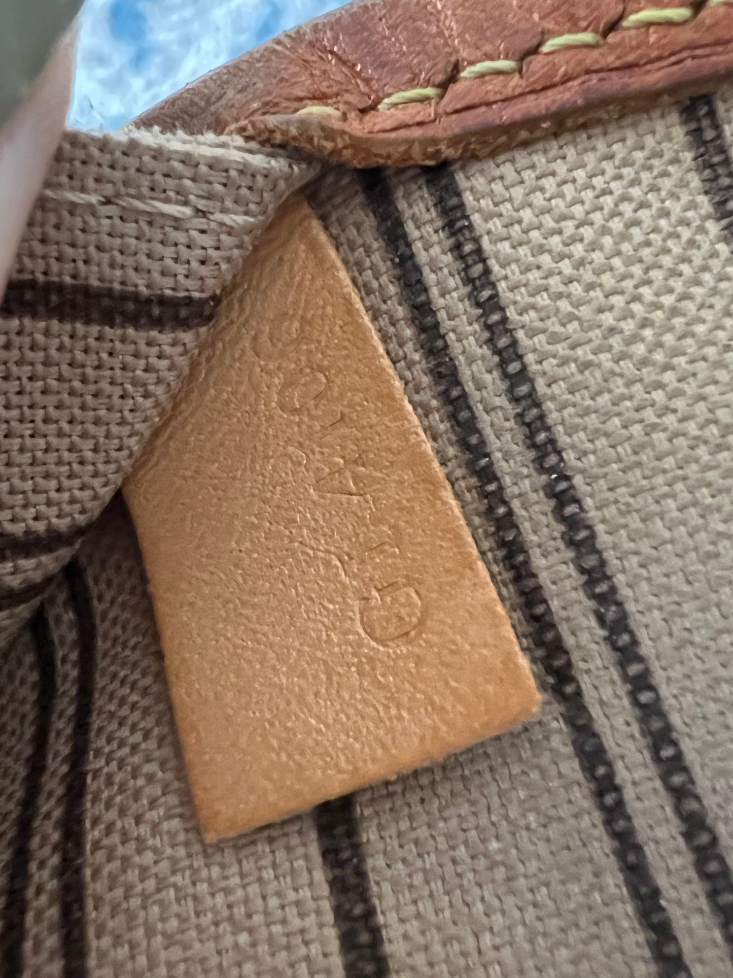 Louis Vuitton Neverful Mm size Monogram