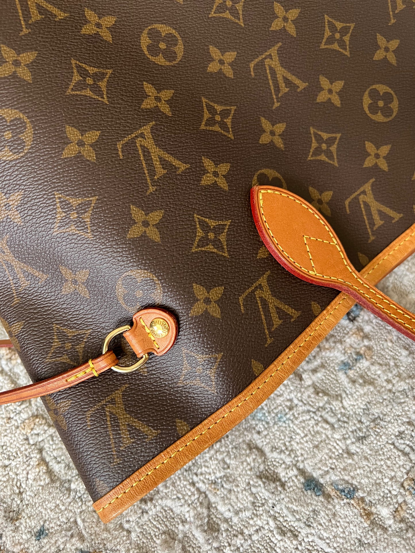 Louis Vuitton Neverful mM size Monogram