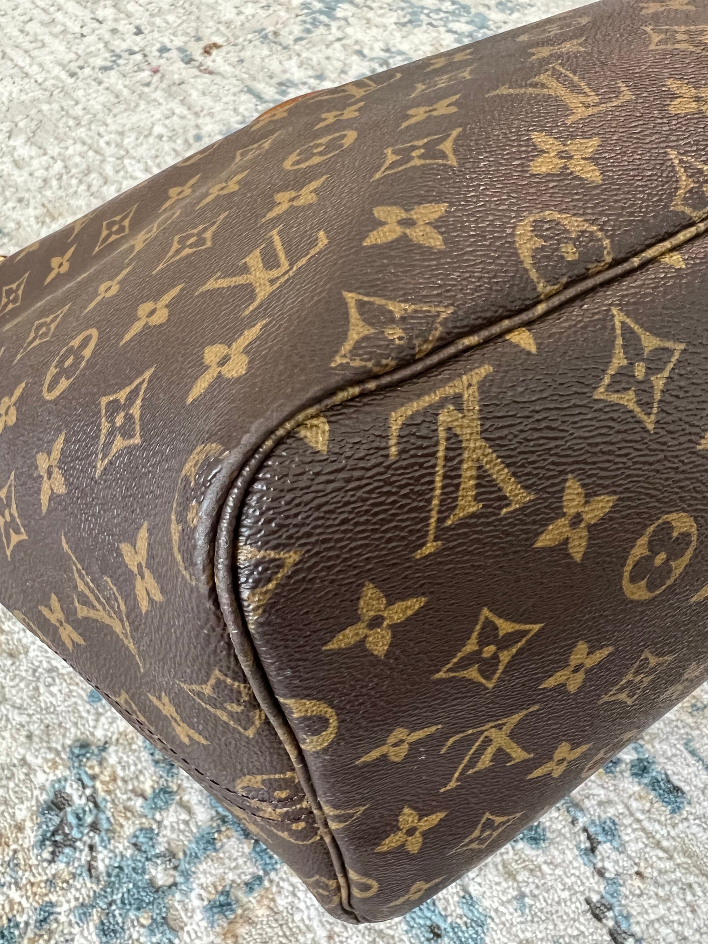 Louis Vuitton Neverful GM Size Monogram