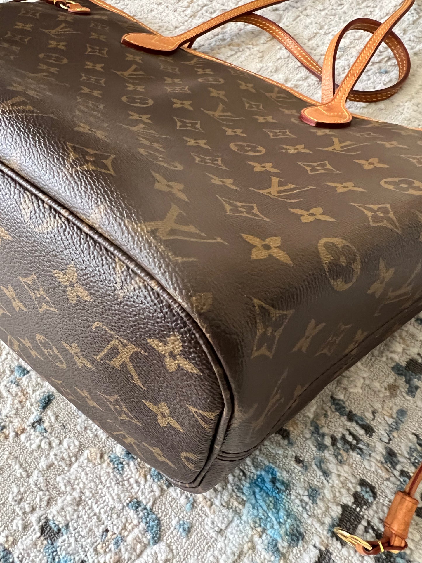 Louis Vuitton Neverful mM size Monogram