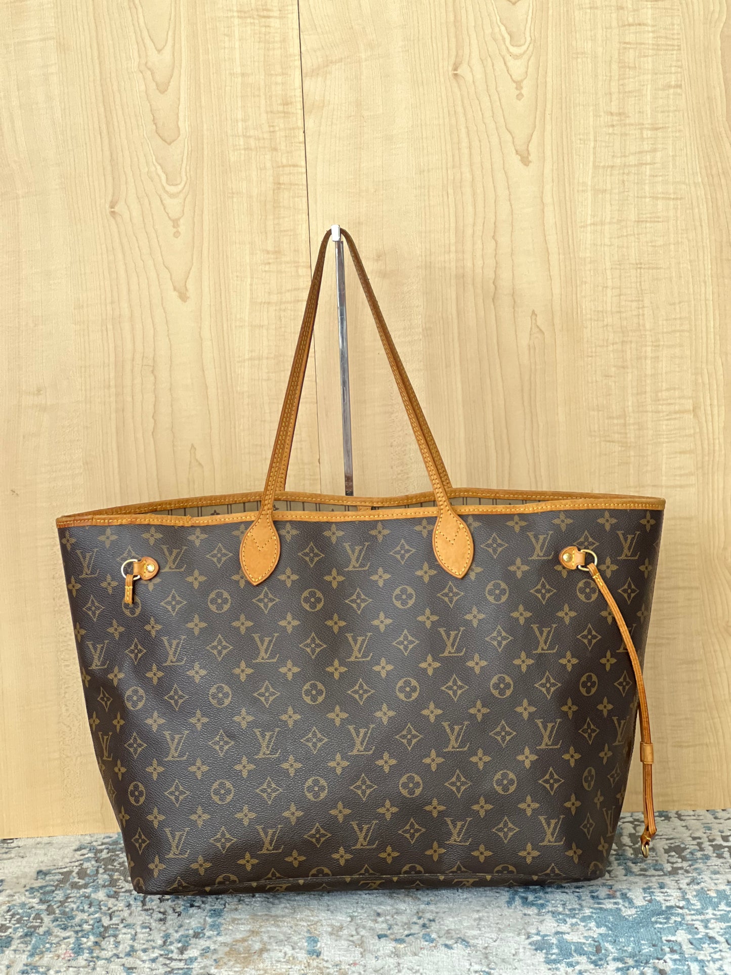 Louis Vuitton Neverful GM Size Monogram